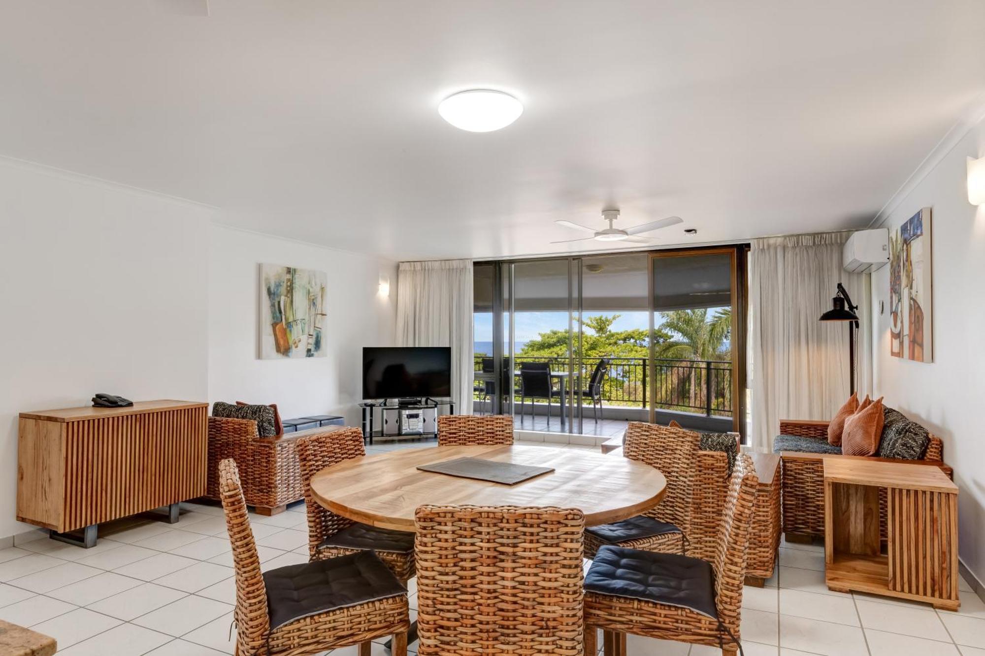 Roydon Beachfront Apartments Trinity Beach Luaran gambar
