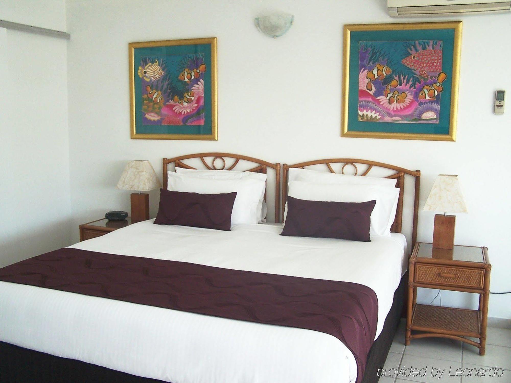 Roydon Beachfront Apartments Trinity Beach Luaran gambar